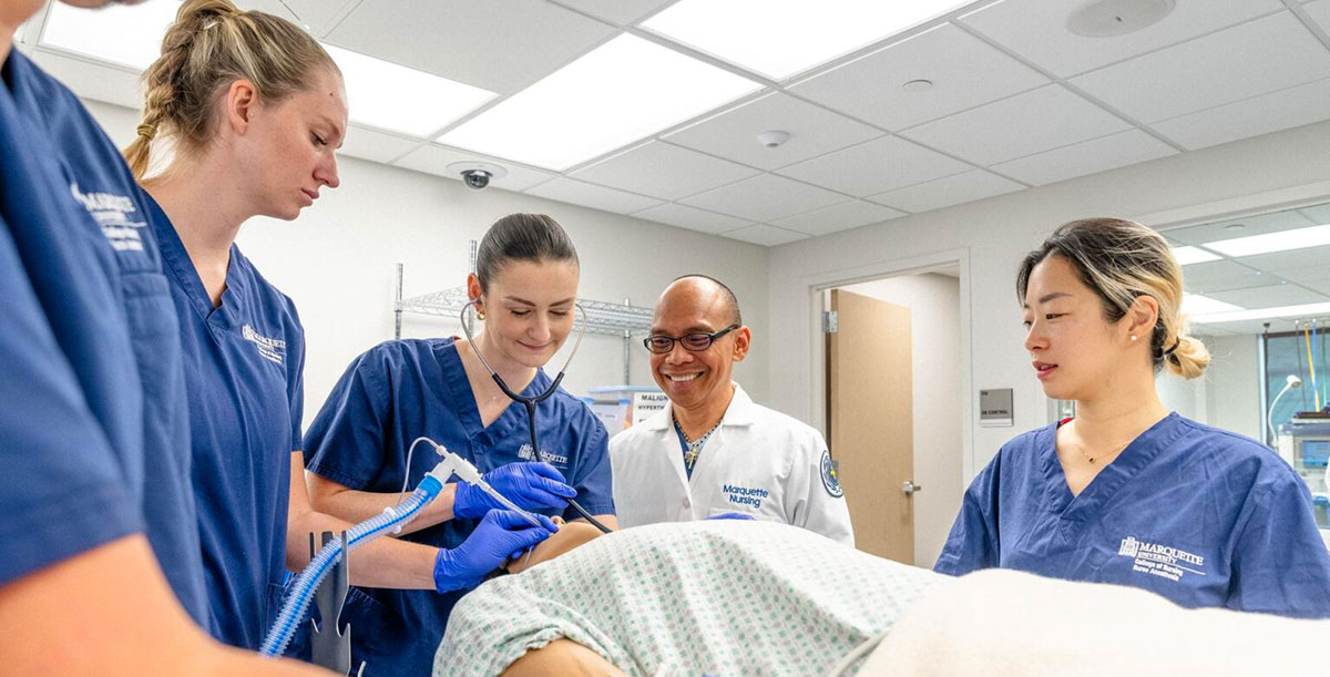 marquette-nursing-simulation-photo