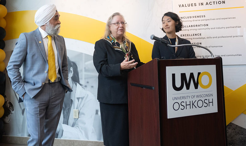 UW-Oshkosh College of Nursing UW-Oshkosh College of Nursing